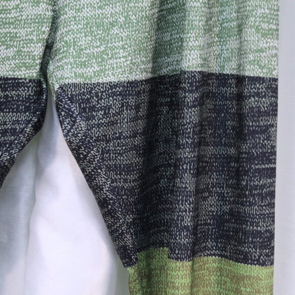 Chic Striped Green and Gray Leggings - Picture 9 of 12